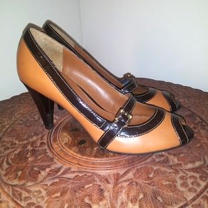 Etienne Aigner Heels
